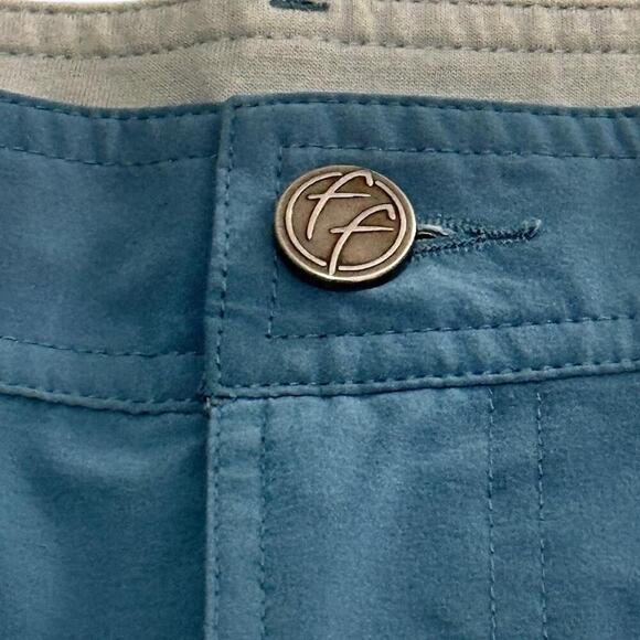 FREE FLY Men's Blue Lightweight Performance Short - Picture 4 of 8